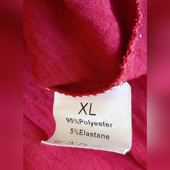 Women’s V-Neck Gathered Red Top - Picture 3 of 4